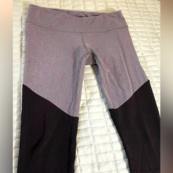 Kadyluxe black and grey leggings buttery soft like new - Picture 9 of 13